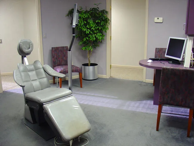 Treatment room with chair